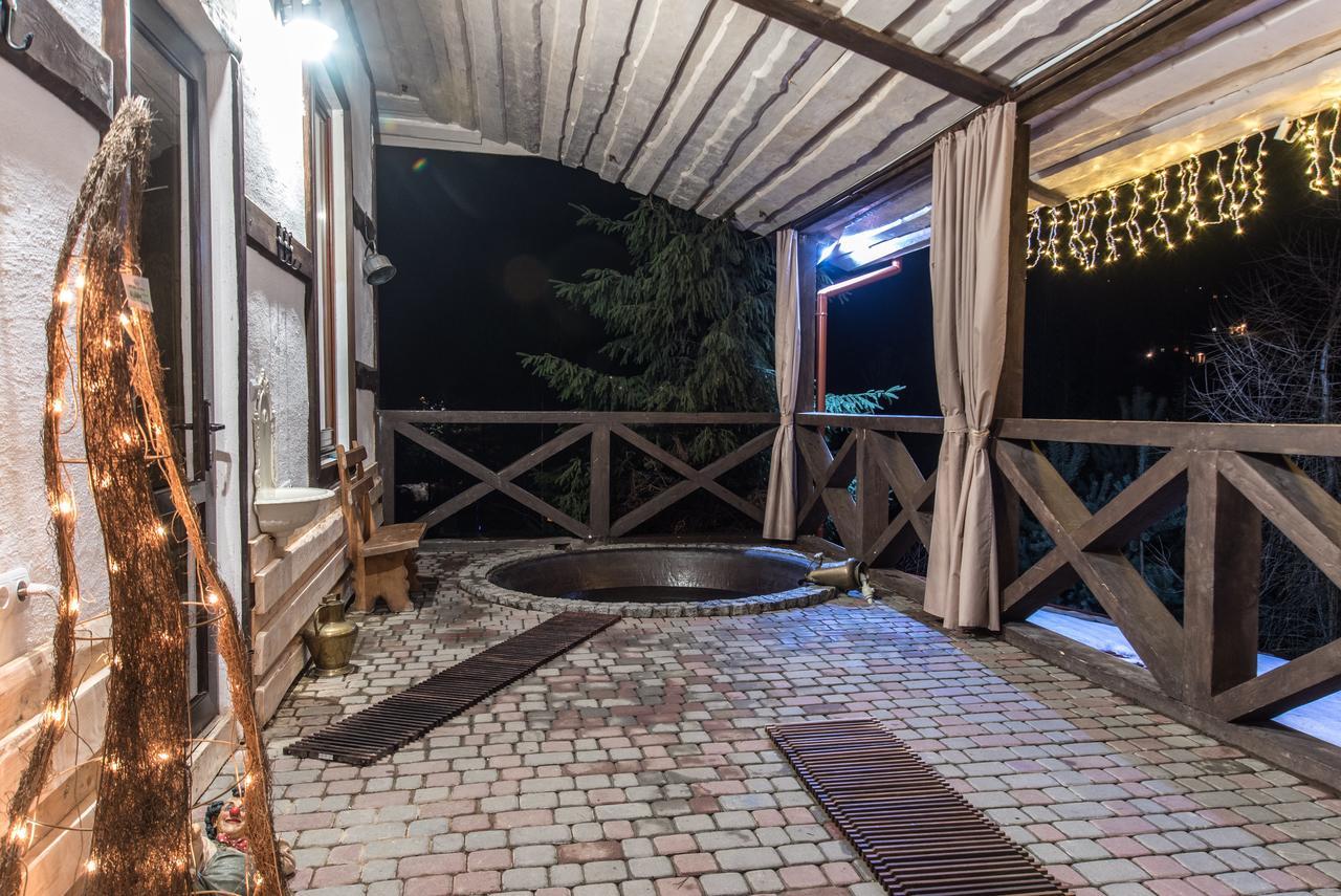Рандеву Hotel Szlavszke Kültér fotó